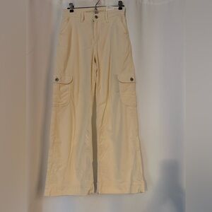 American Eagle Outfitters Women’s Cream Cargo Pants